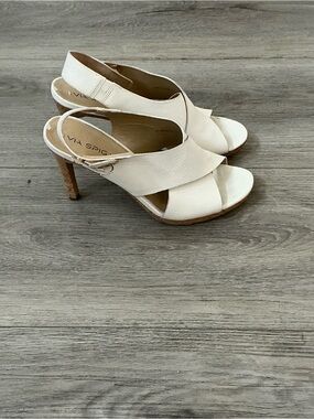 Via Spiga Ivory Crisscross Slingback Heels Cream size 10